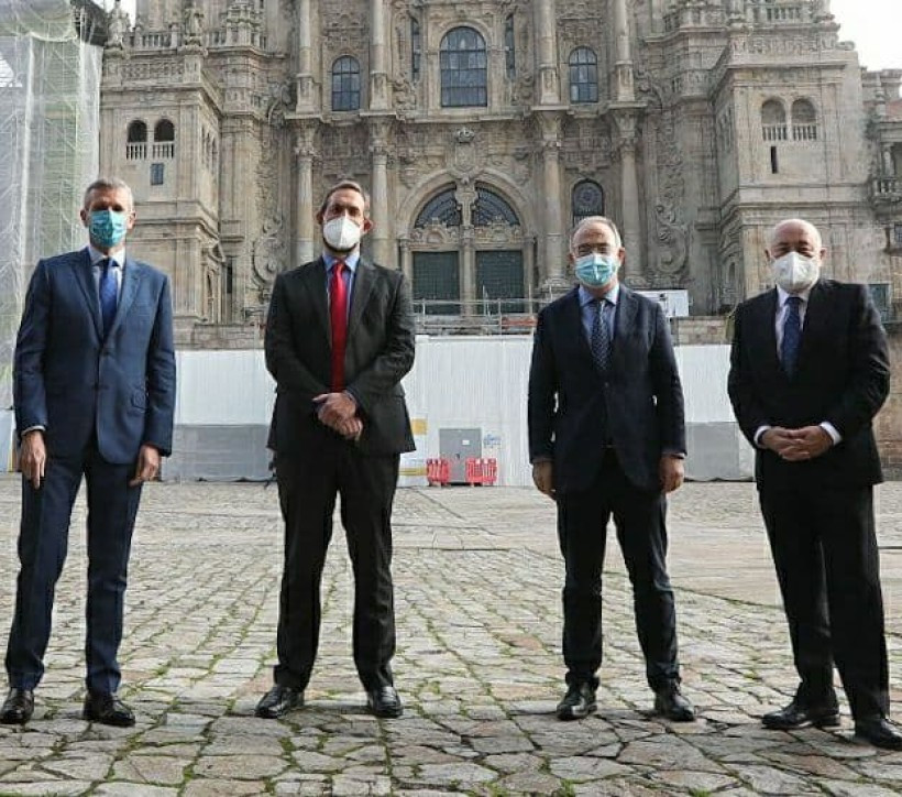 Alfonso Rueda, Fernando Valdés, Xosé Sánchez Bugallo e Javier Losada, antes do encontro